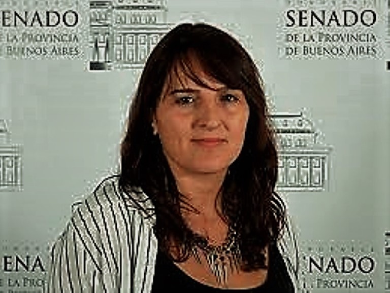 Senadora María Elena Defunchio.
