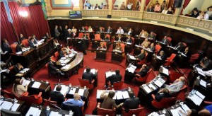 Por las inundaciones en La Plata, piden la presencia de tres ministros de Scioli en el Senado