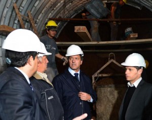 Scioli y Kicillof, de recorrida para supervisar obras en La Plata