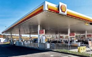 YPF y Shell bajan “apenas” el precio de los combustibles